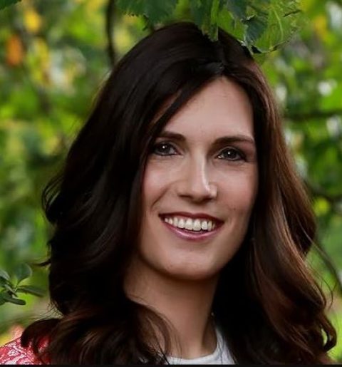 Deborah Saunders
